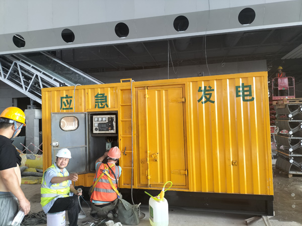 沁阳怎样判断空气滤清器是否需要更换？